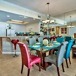 Boardwalk Resort 511 By Redawning